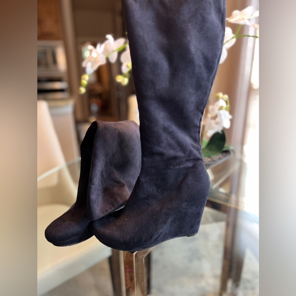 Michael Antonio- black wedge knee boot- size 10 (New, never worn) - Picture 2 of 3